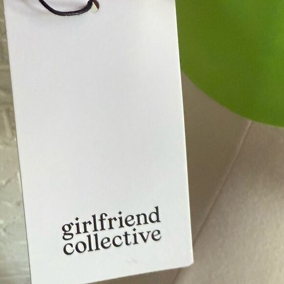 NWT Girlfriend Collective Green Dylan Sport Bra Key Lime Size XS - Picture 3 of 6